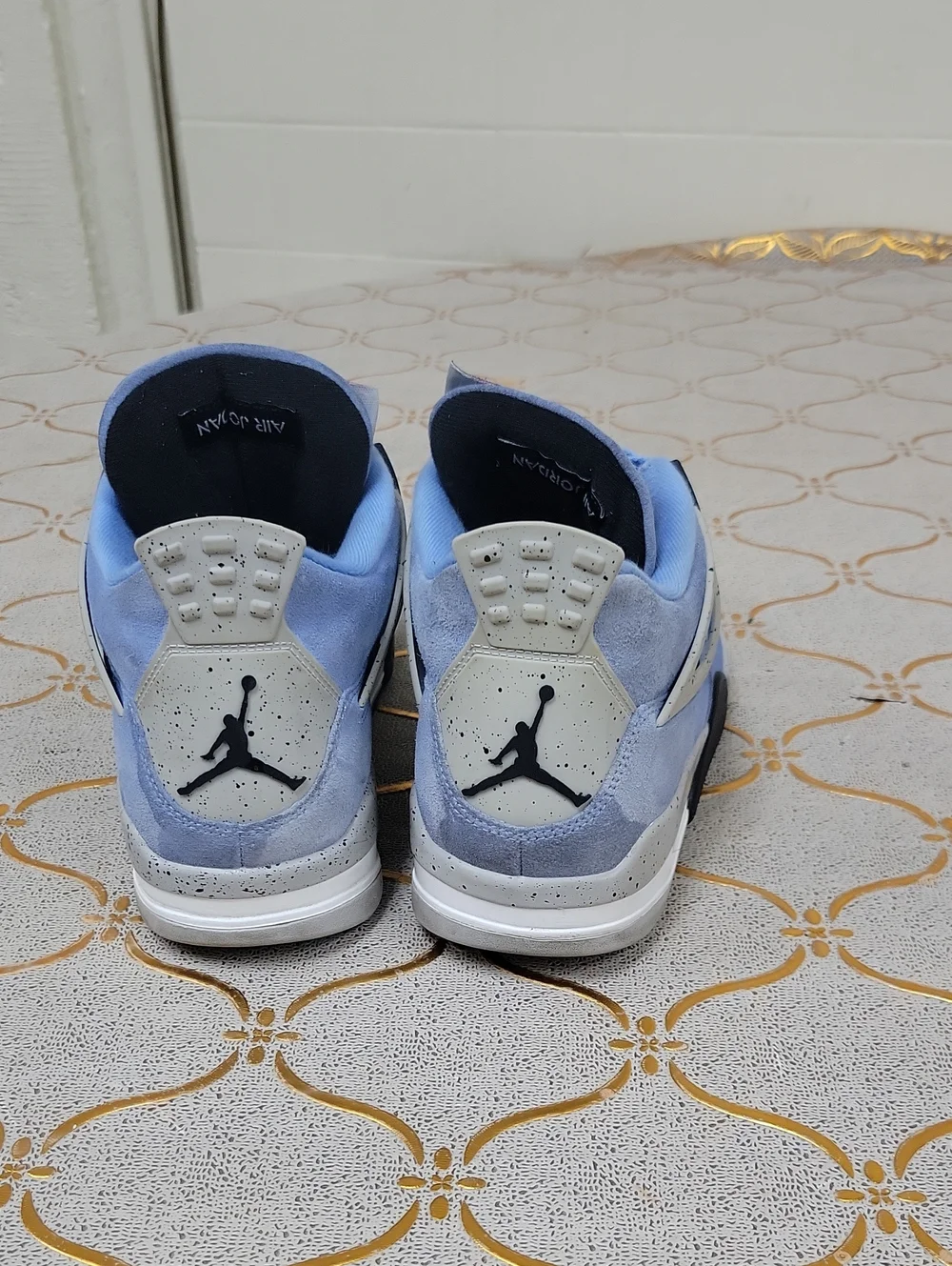 Jordan Men's Light Blue and Black Retro Basketball Sneakers